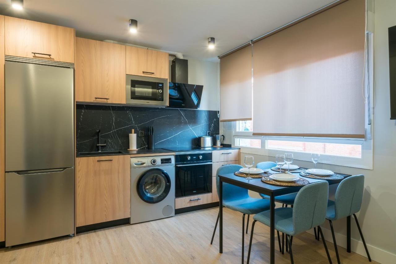 Villa Hita Apartment By People Rentals Bilbao Bagian luar foto