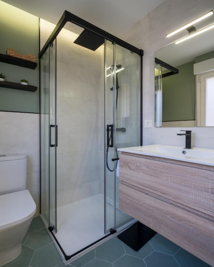 Villa Hita Apartment By People Rentals Bilbao Bagian luar foto