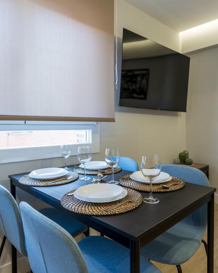 Villa Hita Apartment By People Rentals Bilbao Bagian luar foto