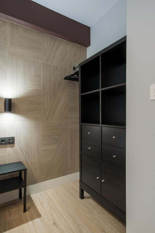 Villa Hita Apartment By People Rentals Bilbao Bagian luar foto