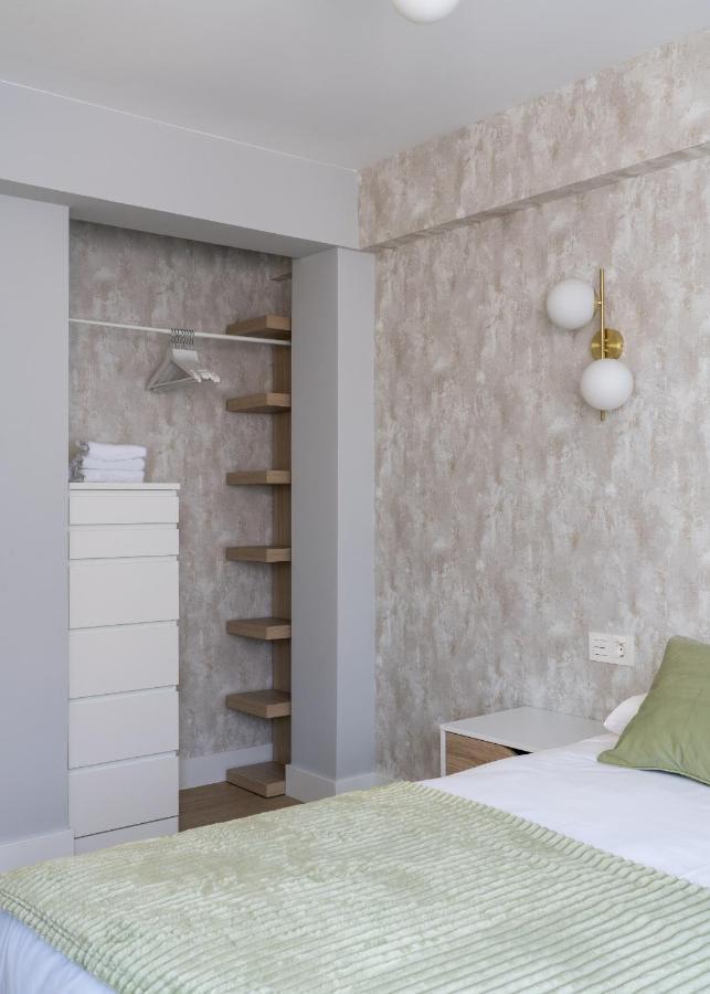 Villa Hita Apartment By People Rentals Bilbao Bagian luar foto