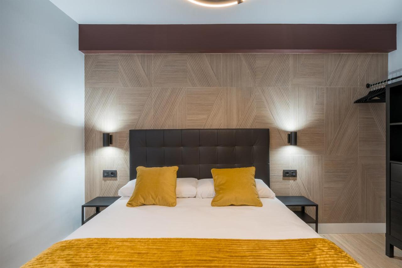Villa Hita Apartment By People Rentals Bilbao Bagian luar foto